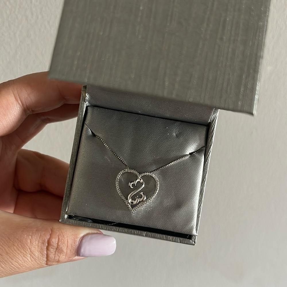 Silver heart necklace - People’s